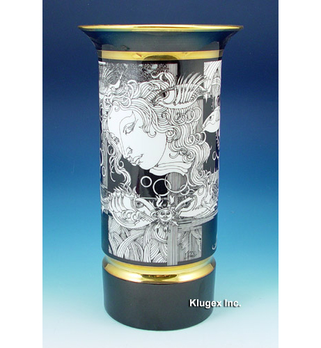 Hollohaza Vase By Endre Szasz